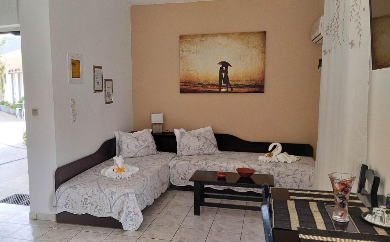 Golden Sun Apartments Rodakino Exterior photo